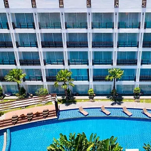 Отель Fairfield By Marriott Bali, Легиан